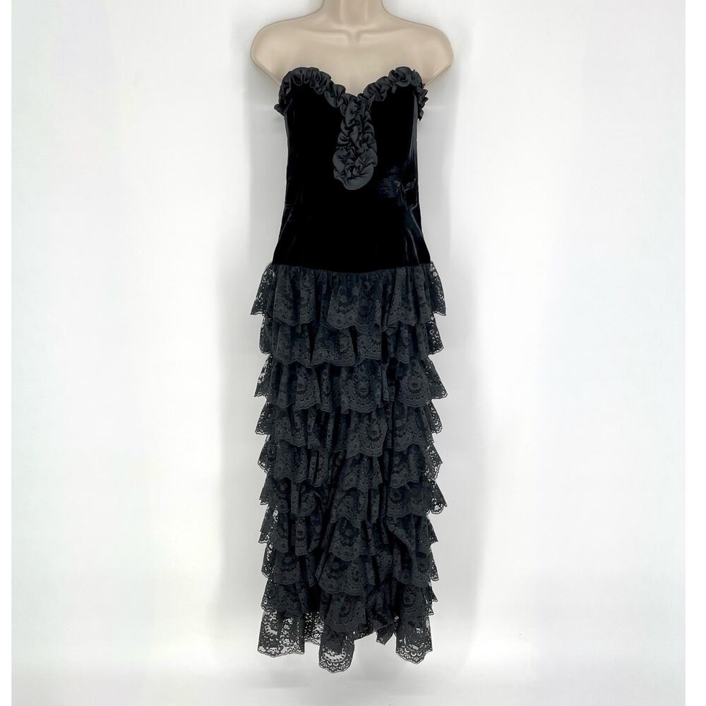 Jessica McClintock VTG Velvet Tiers Lace Maxi Dress Sz 2 Black Strapless Ruffles